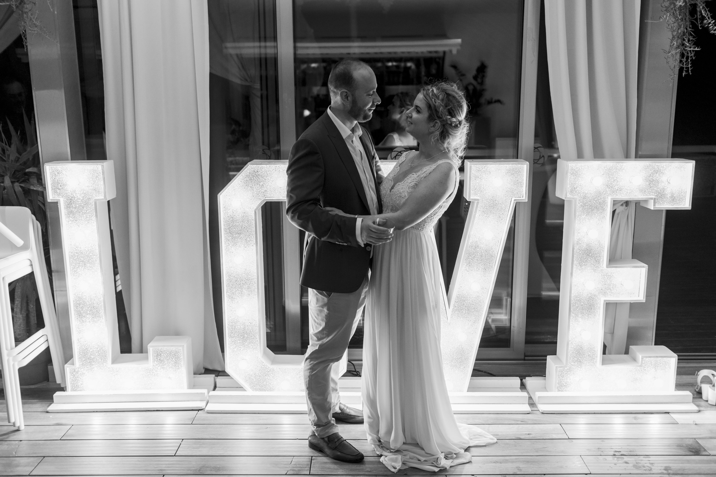 Why more couples are choosing Algarve or Lisbon for their wedding